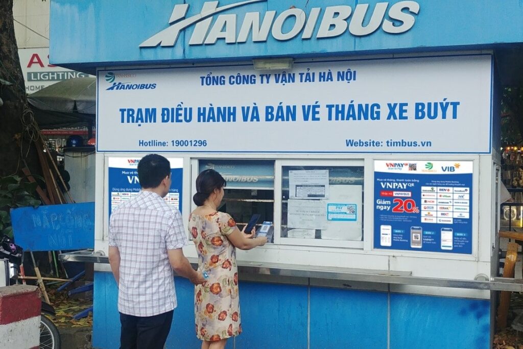 Điểm bán vé tháng xe bus Hà Nội 2026 tại bến xe đông khách