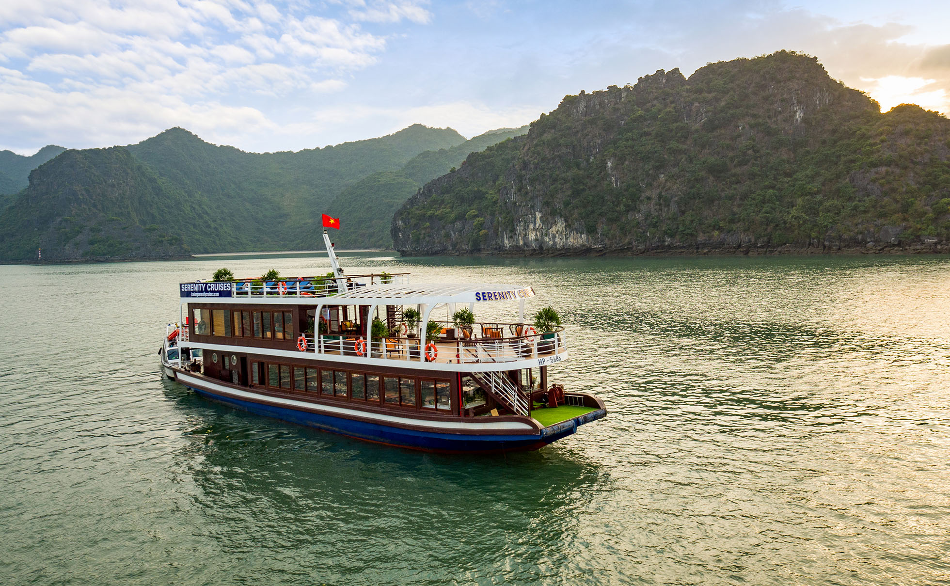 du lịch hạ long 1 ngày - Hình 2