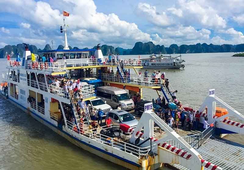 ferry from ha long to cat ba