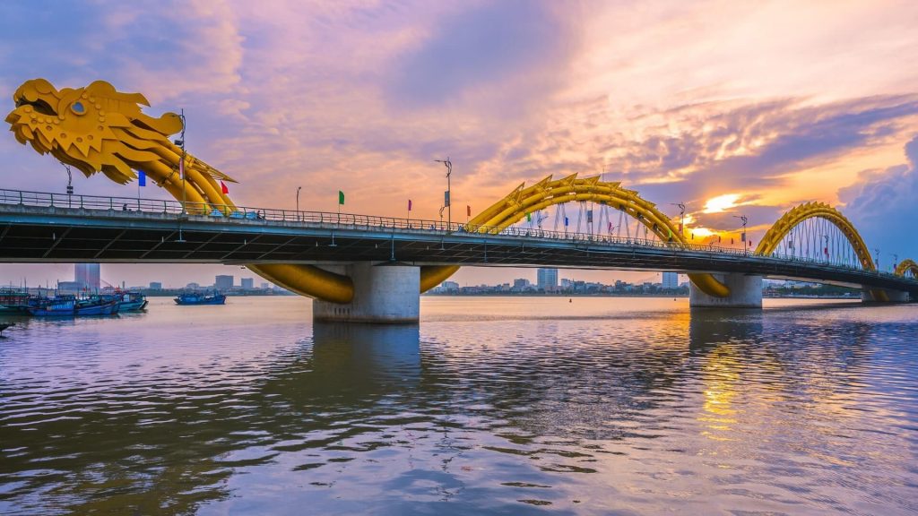 Hình ảnh cầu Rồng Đà Nẵng biểu tượng kiến trúc hiện đại bên sông Hàn