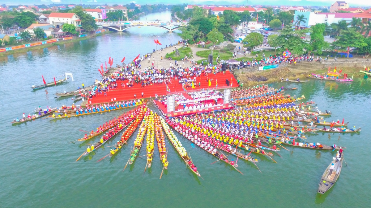 giới thiệu về lễ hội đua thuyền - Hình 4