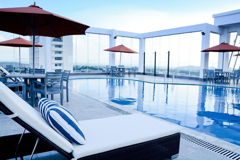 hai ba trung hotel & spa