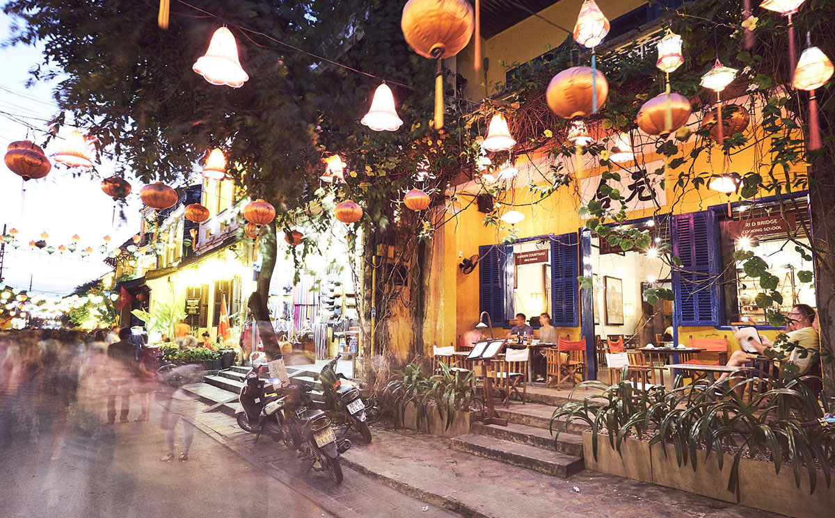 hai cafe courtyard bbq & restaurant in hoi an - Hình 2