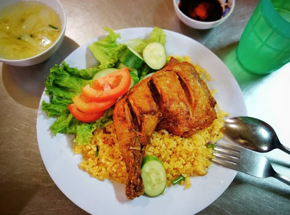 hình ảnh cơm gà xối mỡ - Hình 4