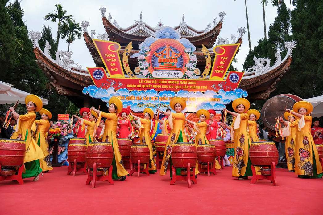 hình ảnh lễ hội chùa hương - Hình 4