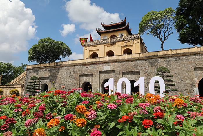 hoàng thành thăng long được xây dựng vào năm nào - Hình 3