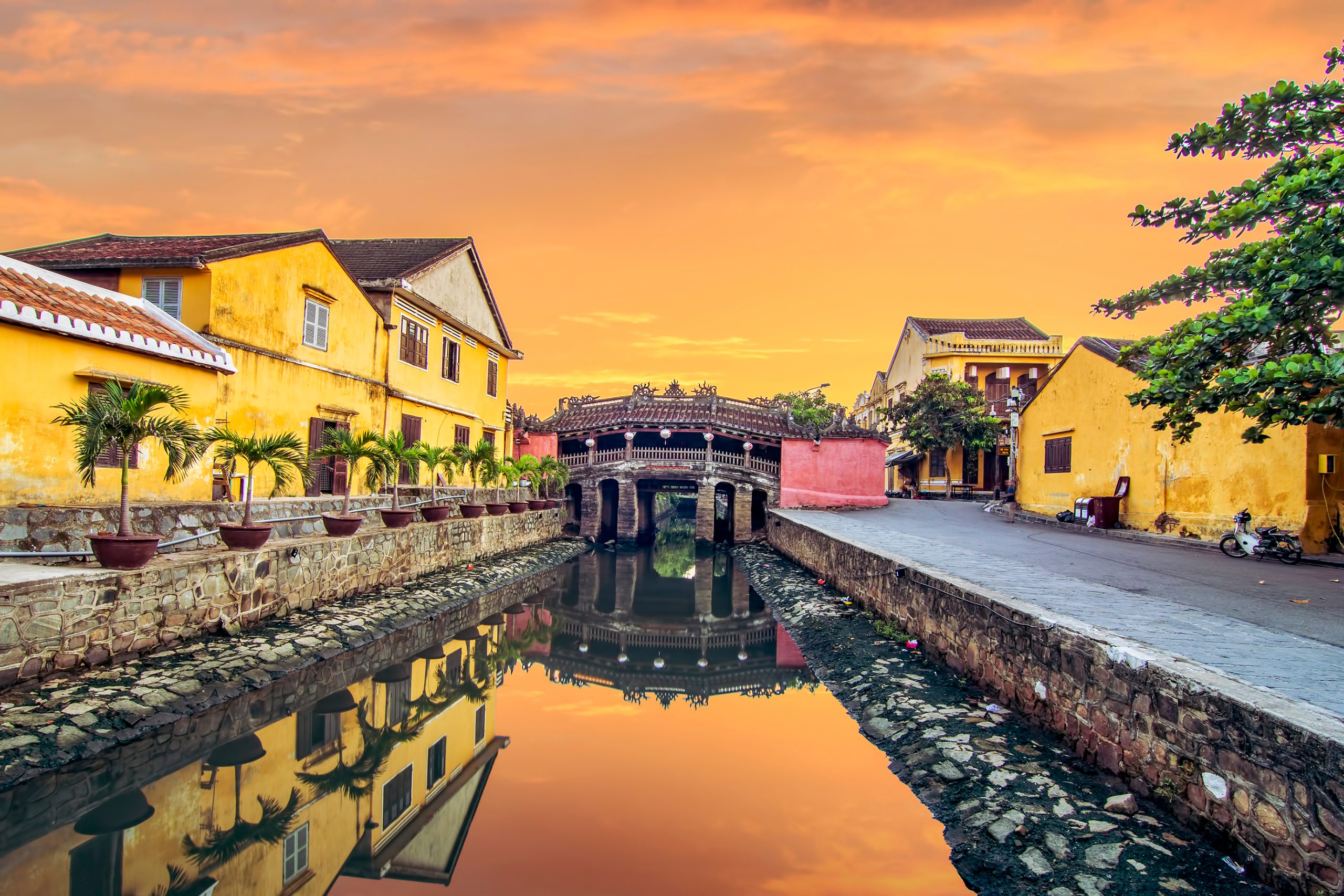 hoi an ancient town in vietnam's central - Hình 3