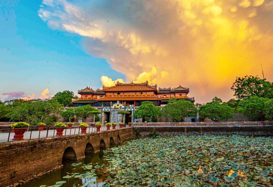 hoi an to hue day tour - Hình 2