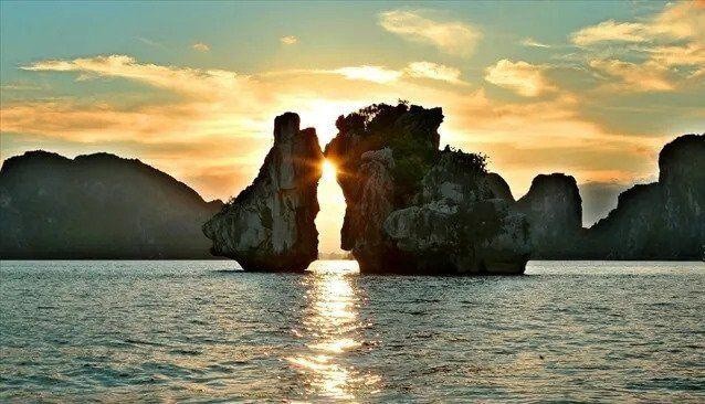 hòn trống mái vịnh hạ long - Hình 3