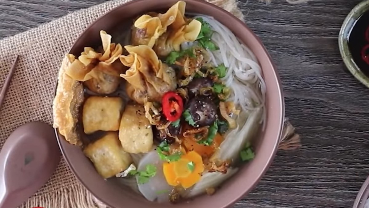 hủ tiếu mì khô hoành thánh - Hình 5