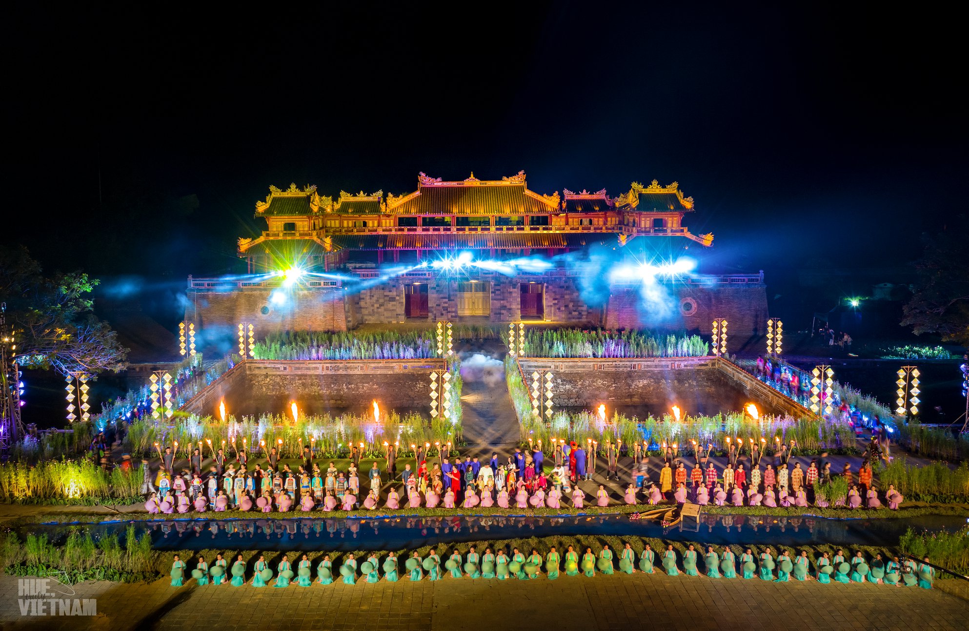 huế nổi tiếng về cái gì - Hình 5