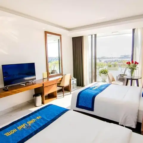 Top 10 Khách Sạn 3 Sao Ở Hạ Long: Đánh Giá Chi Tiết Và Bí Quyết Chọn Phòng Top 10 Khách Sạn 3 Sao Ở Hạ Long: Đánh Giá Chi Tiết Và Bí Quyết Chọn Phòng