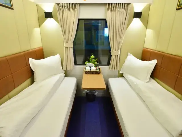 Cẩm Nang Du Lịch Nha Trang Tự Túc Hoàn Chỉnh: Bí Kíp Khám Phá Thành Phố Biển Từ A-z