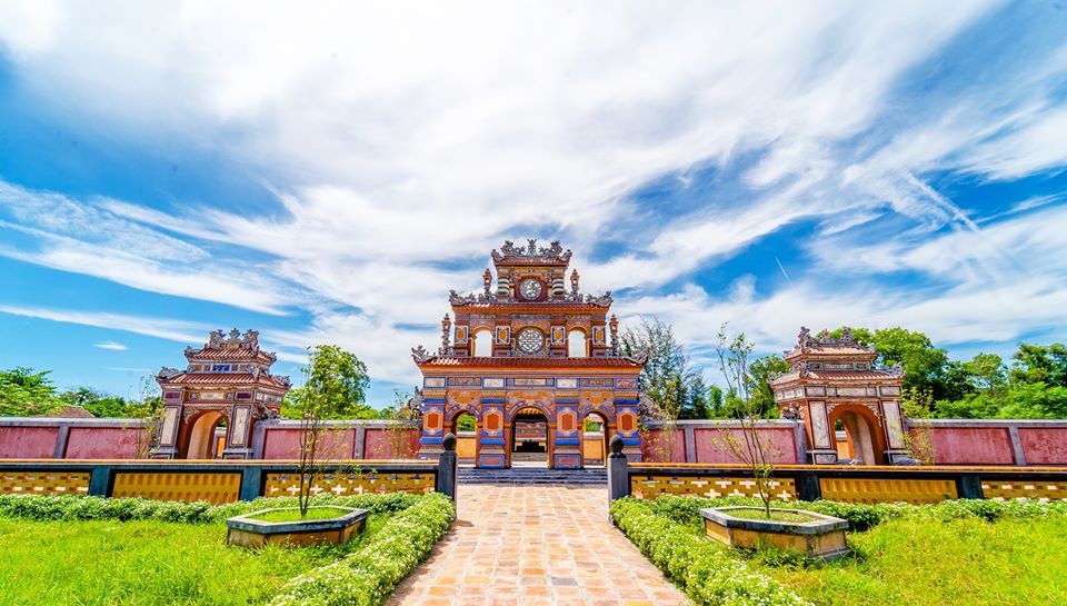 lăng nào đẹp nhất ở huế - Hình 2