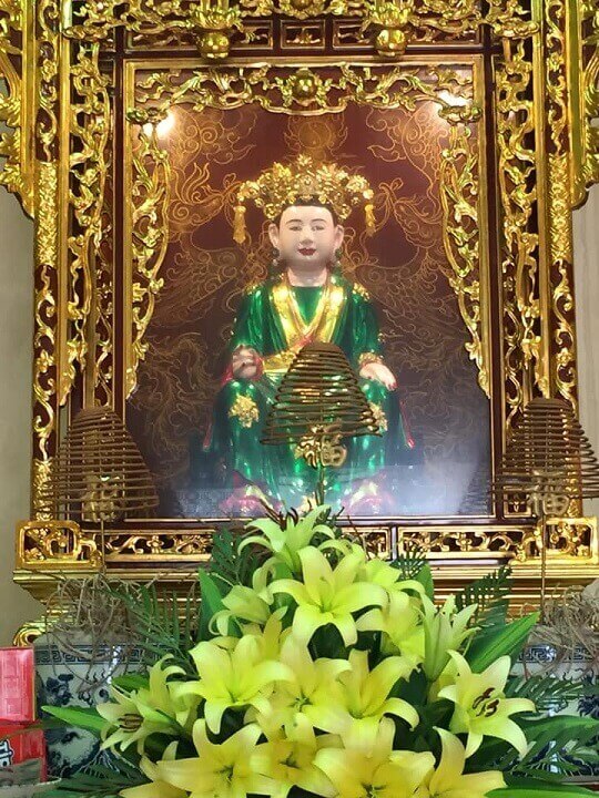mẫu thượng ngàn thờ chính ở đâu - Hình 5