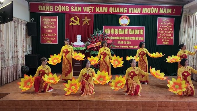 múa bông hoa đại đoàn kết - Hình 5