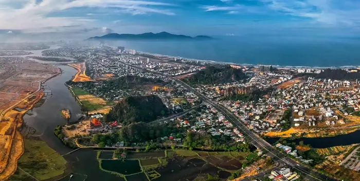 Ngũ Hành Sơn Đà Nẵng Có Gì? Khám Phá Toàn Bộ 6 Ngọn Núi, Hang Động Và Làng Đá Non Nước Ngũ Hành Sơn Đà Nẵng Có Gì? Khám Phá Toàn Bộ 6 Ngọn Núi, Hang Động Và Làng Đá Non Nước