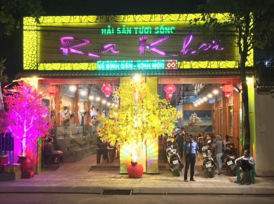 nhà hàng ra khơi phú quốc