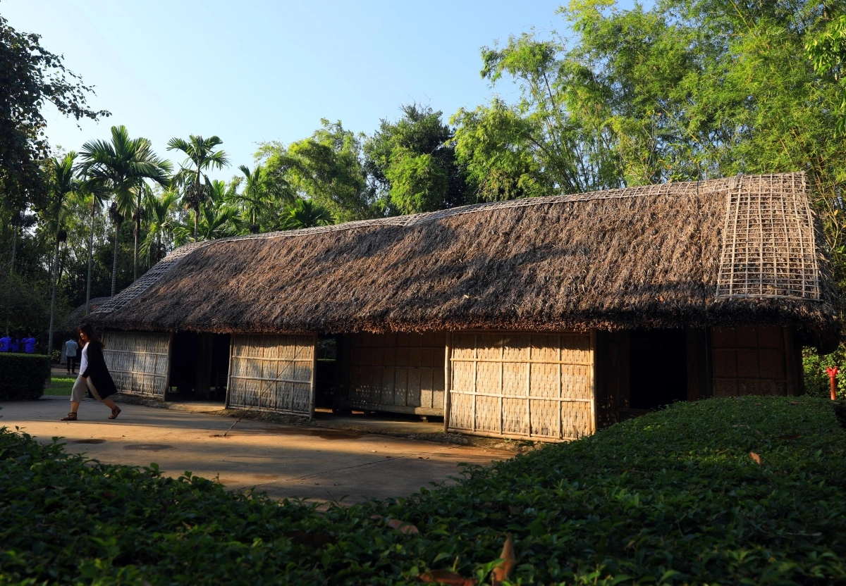 nhà sàn bác hồ ở nghệ an - Hình 5
