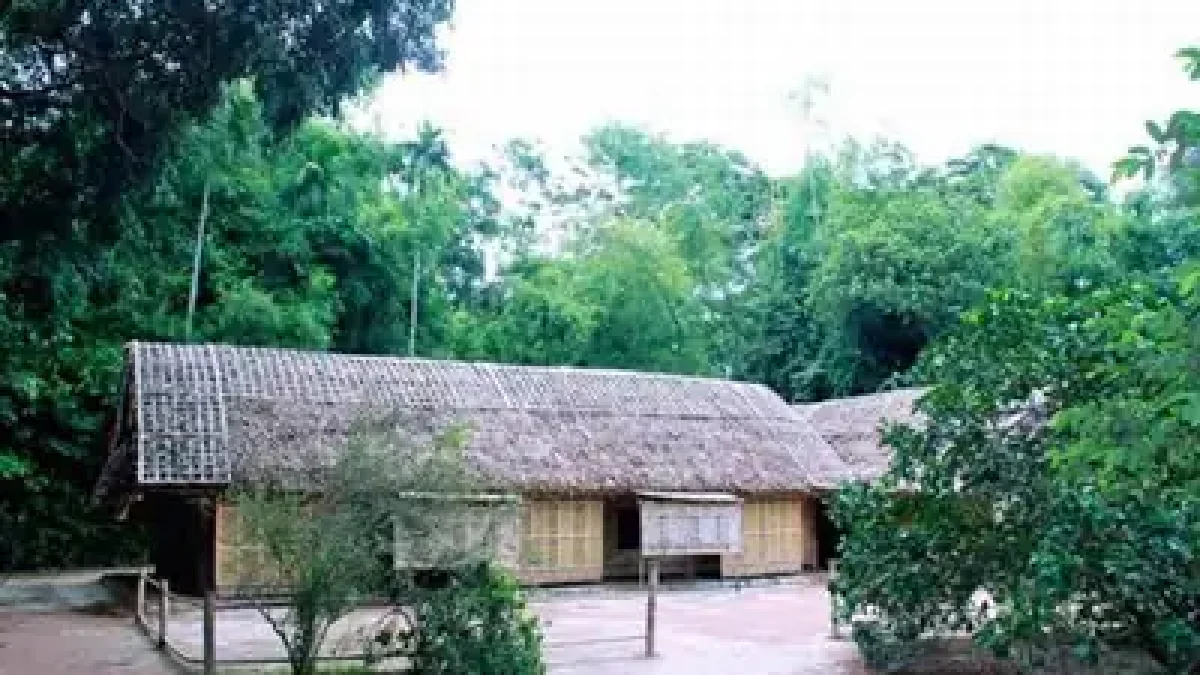 nhà sàn bác hồ ở nghệ an