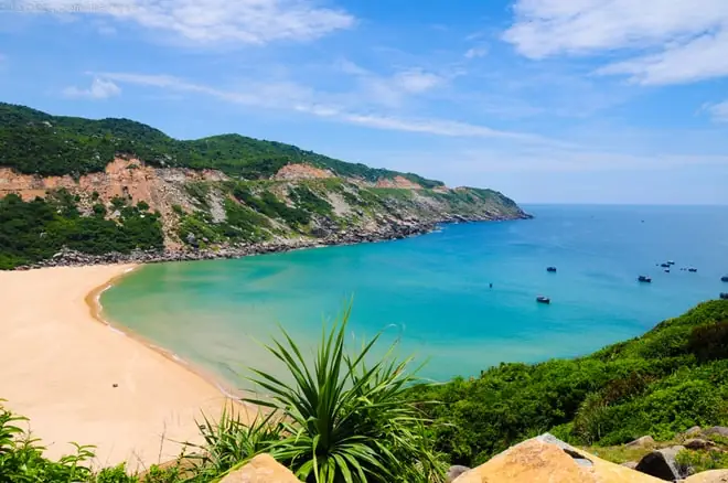 Vịnh Vân Phong: Cẩm Nang Khám Phá 4 Thiên Đường Biển Nha Trang