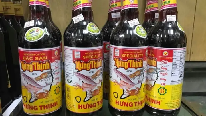 Nước Mắm Phú Quốc Loại Nào Ngon Nhất? Đánh Giá Chi Tiết 5 Thương Hiệu