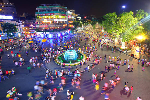 phố đi bộ ở hà nội - Hình 3