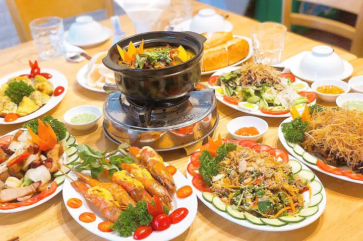 Top 10 Quán Ăn Ngon Ở Cần Giờ: Đánh Giá Chi Tiết & Trải Nghiệm Thực Tế