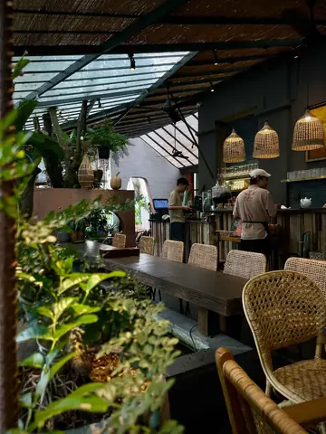 Quán Ăn Sân Vườn Quận 7: Đánh Giá Toàn Diện Chạm Bistro Garden Quán Ăn Sân Vườn Quận 7: Đánh Giá Toàn Diện Chạm Bistro Garden