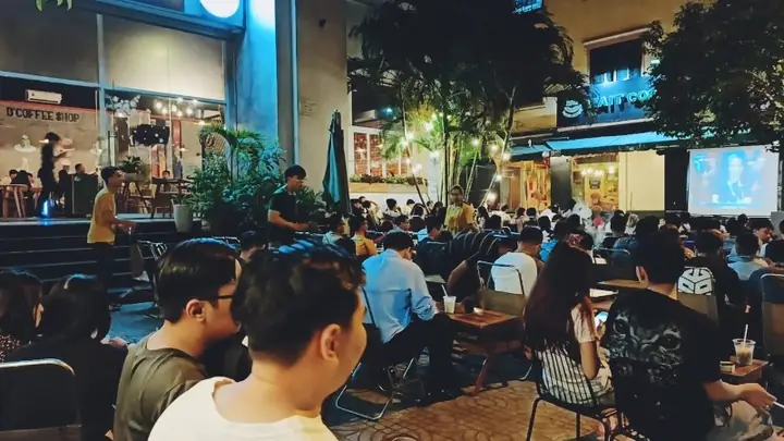Quán Cà Phê Coi Đá Banh: Điểm Hẹn Lý Tưởng Cho Fan Cầu Thủ