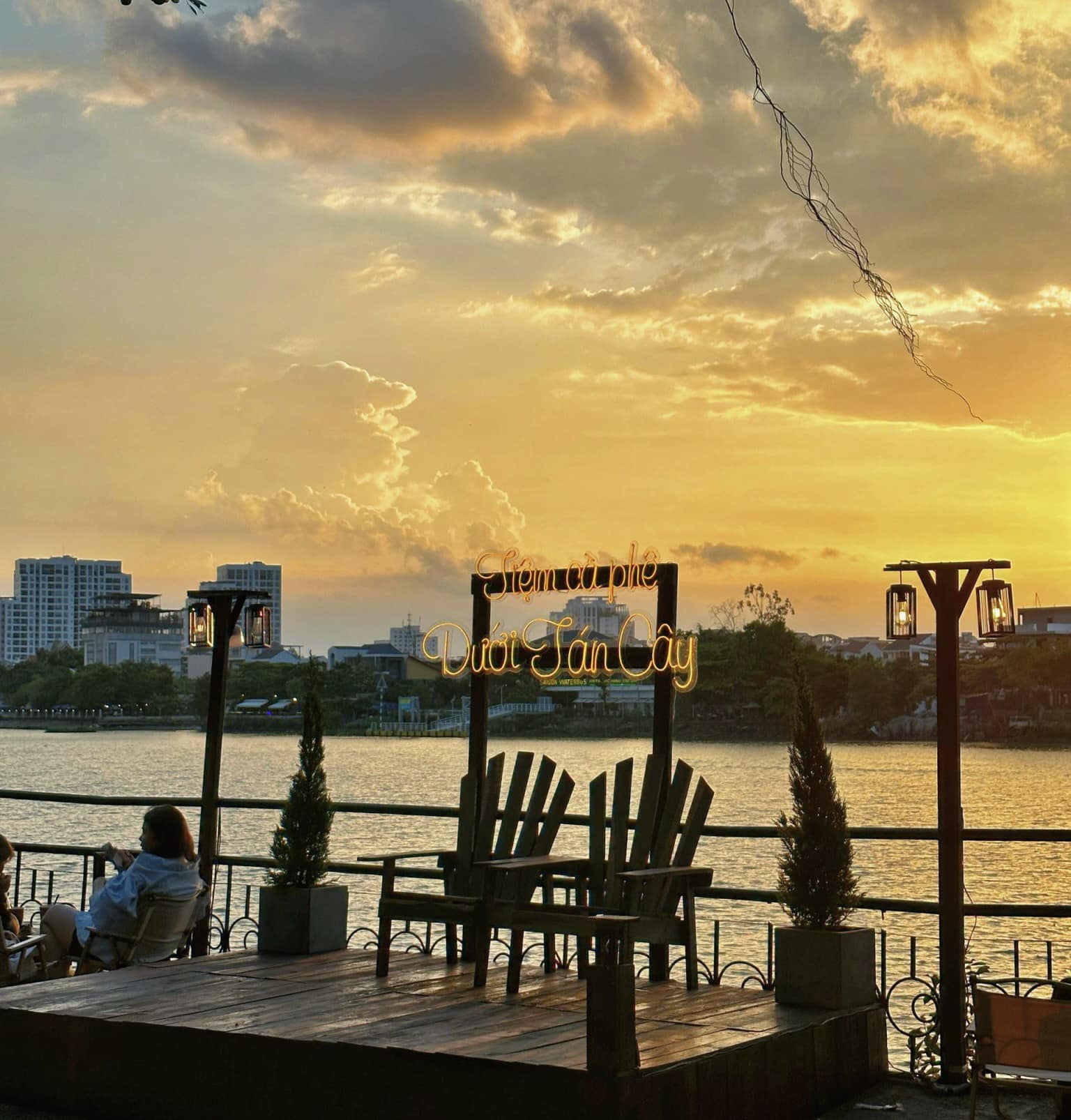 quán cafe chill ở sài gòn - Hình 3