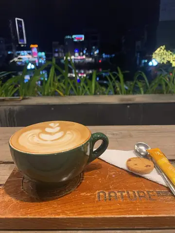 Top 10 Quán Cafe Đẹp Nhất Hải Phòng: Đánh Giá Chi Tiết Từ Không Gian Đến Trải Nghiệm Top 10 Quán Cafe Đẹp Nhất Hải Phòng: Đánh Giá Chi Tiết Từ Không Gian Đến Trải Nghiệm