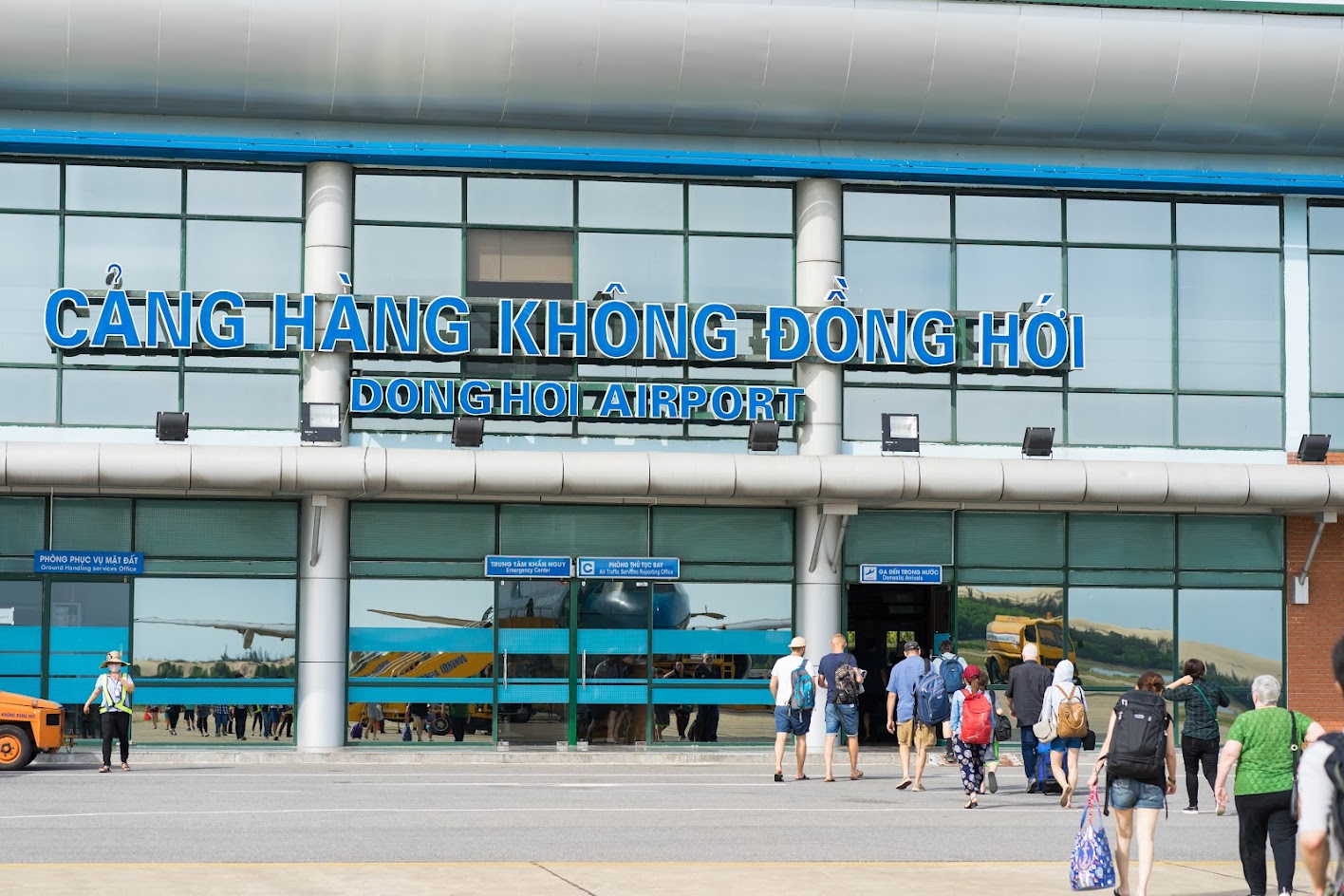 sân bay quảng bình tên gì