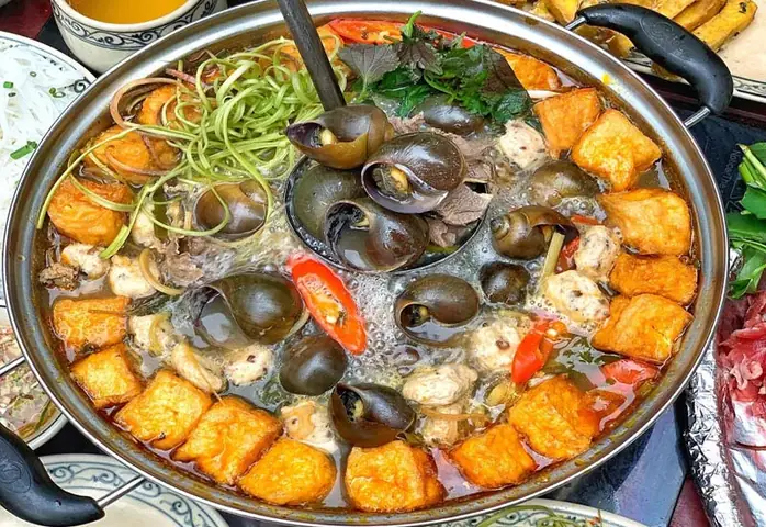 Số 25 Ngõ 59 Láng Hạ: Trải Nghiệm Ẩm Thực Và Văn Hóa Tại Khu Phố Cổ Hà Nội