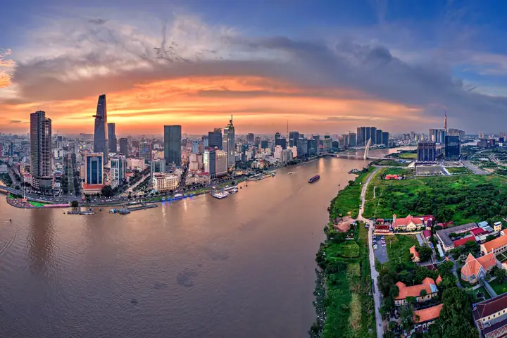Sông Sài Gòn Ở Quận Mấy? Danh Sách Đầy Đủ Các Quận Tp.hcm