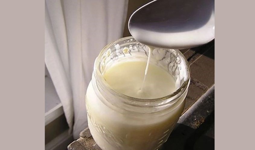 sữa chua bị nhớt có ăn được không