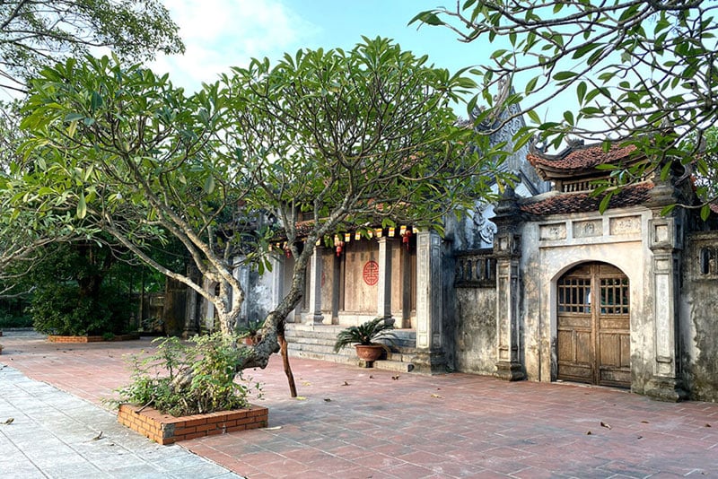 tại sao chùa bà đanh lại vắng - Hình 5