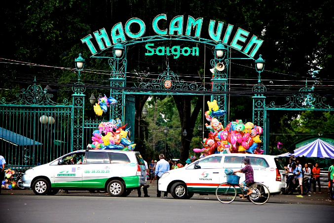 Hươu và các loài động vật tại Thảo cầm viên Sài Gòn