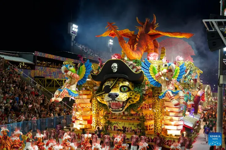 Carnaval Rio De Janeiro: Cẩm Nang Trải Nghiệm Lễ Hội Sôi Động Nhất Hành Tinh Carnaval Rio De Janeiro: Cẩm Nang Trải Nghiệm Lễ Hội Sôi Động Nhất Hành Tinh