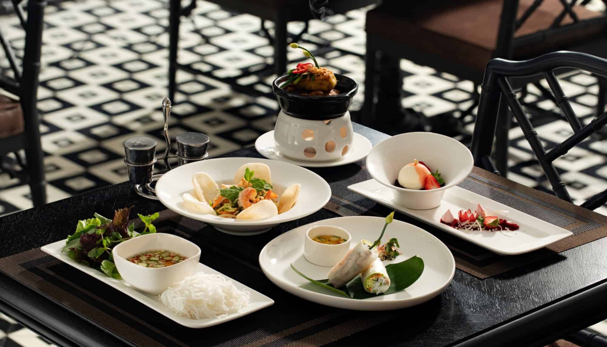 top 10 restaurants in hanoi old quarter - Hình 2