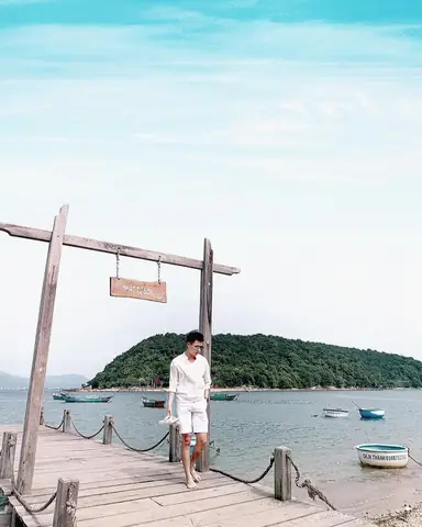 Tour Nhất Tự Sơn Phú Yên: Cẩm Nang Khám Phá Đảo Xinh Và Bí Quyết Trải Nghiệm Tối Ưu