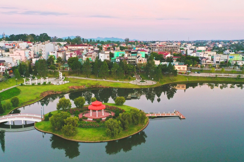 trung tâm thành phố bảo lộc - Hình 2