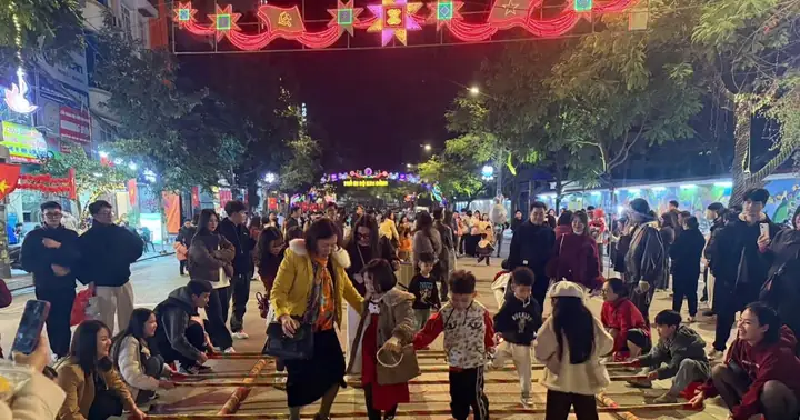 Văn Hóa Ẩm Thực Cao Bằng: Khám Phá Hương Vị Đặc Trưng Và Không Gian Giao Lưu Độc Đáo Văn Hóa Ẩm Thực Cao Bằng: Khám Phá Hương Vị Đặc Trưng Và Không Gian Giao Lưu Độc Đáo