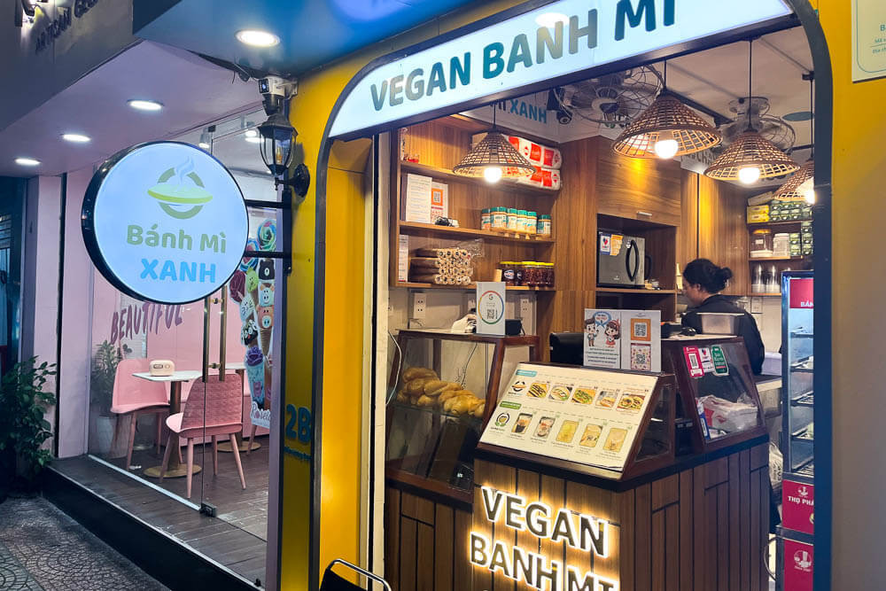 vegetarian banh mi ho chi minh - Hình 2