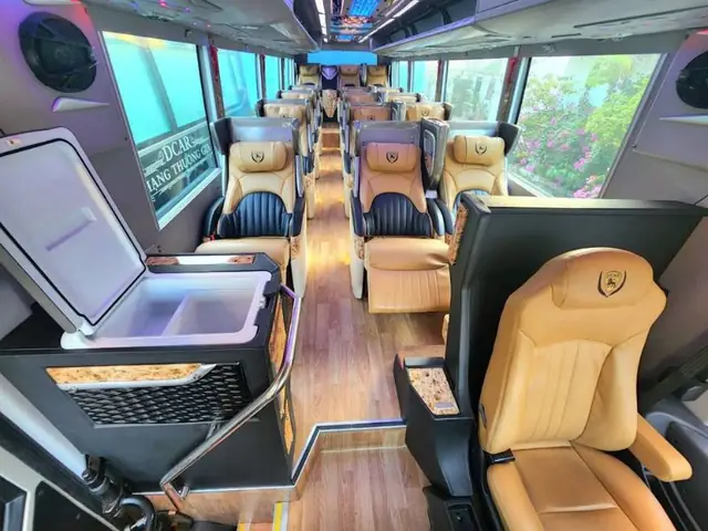 Review Xe Limousine Hà Nội Nam Định Giao Thủy: Phân Tích Chi Tiết Giá Cả & Trải Nghiệm Thực Tế