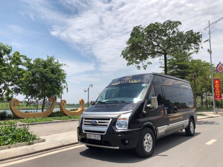 xe limousine hà nội tuyên quang