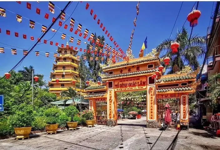 Cẩm Nang Xin Xăm Tại 5 Ngôi Chùa Linh Thiêng Nổi Tiếng Ở Tp.hcm