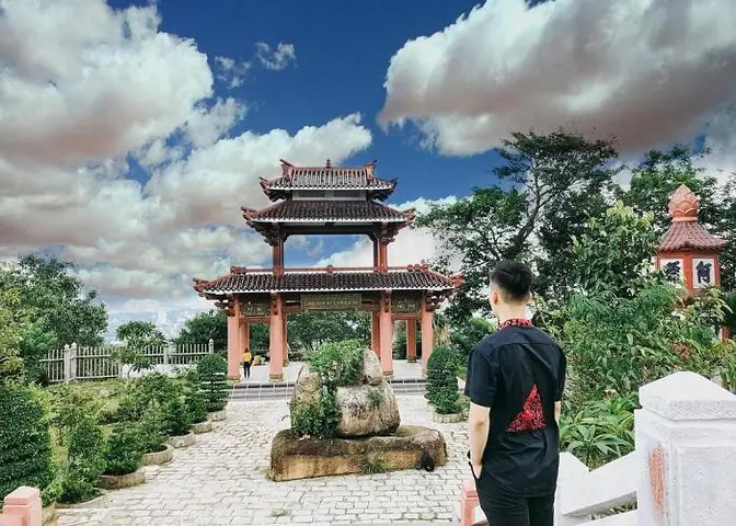 12 Cảnh Chùa Ở Vũng Tàu: Tổng Hợp Và Hướng Dẫn Khám Phá 12 Cảnh Chùa Ở Vũng Tàu: Tổng Hợp Và Hướng Dẫn Khám Phá