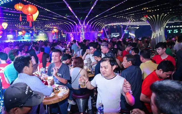 Hướng Dẫn Đặt Chỗ Và Khám Phá Xpose Beer Club Tại Quận 6