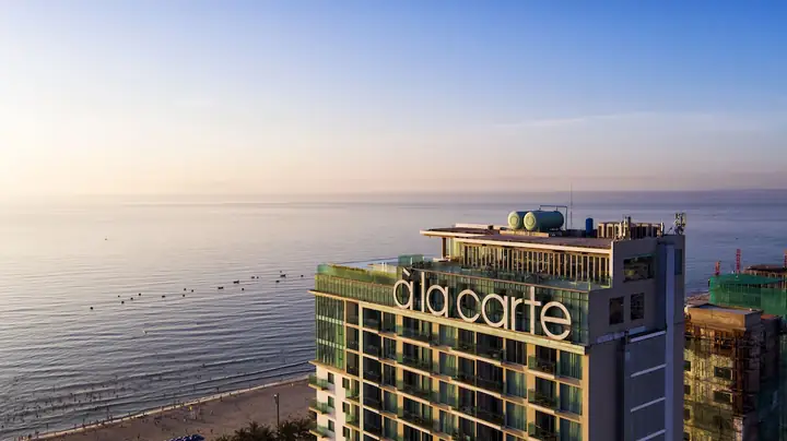 À La Carte Da Nang Beach: Khách Sạn Căn Hộ View Biển À La Carte Da Nang Beach: Khách Sạn Căn Hộ View Biển